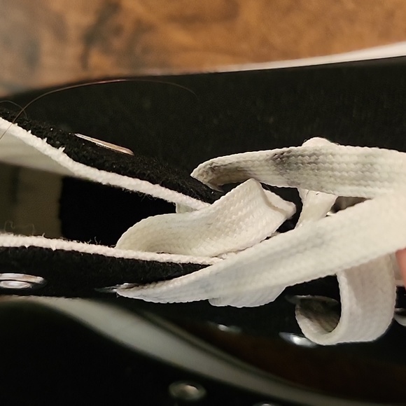 SZ 5 Black Platform High-Tops - Picture 13 of 17